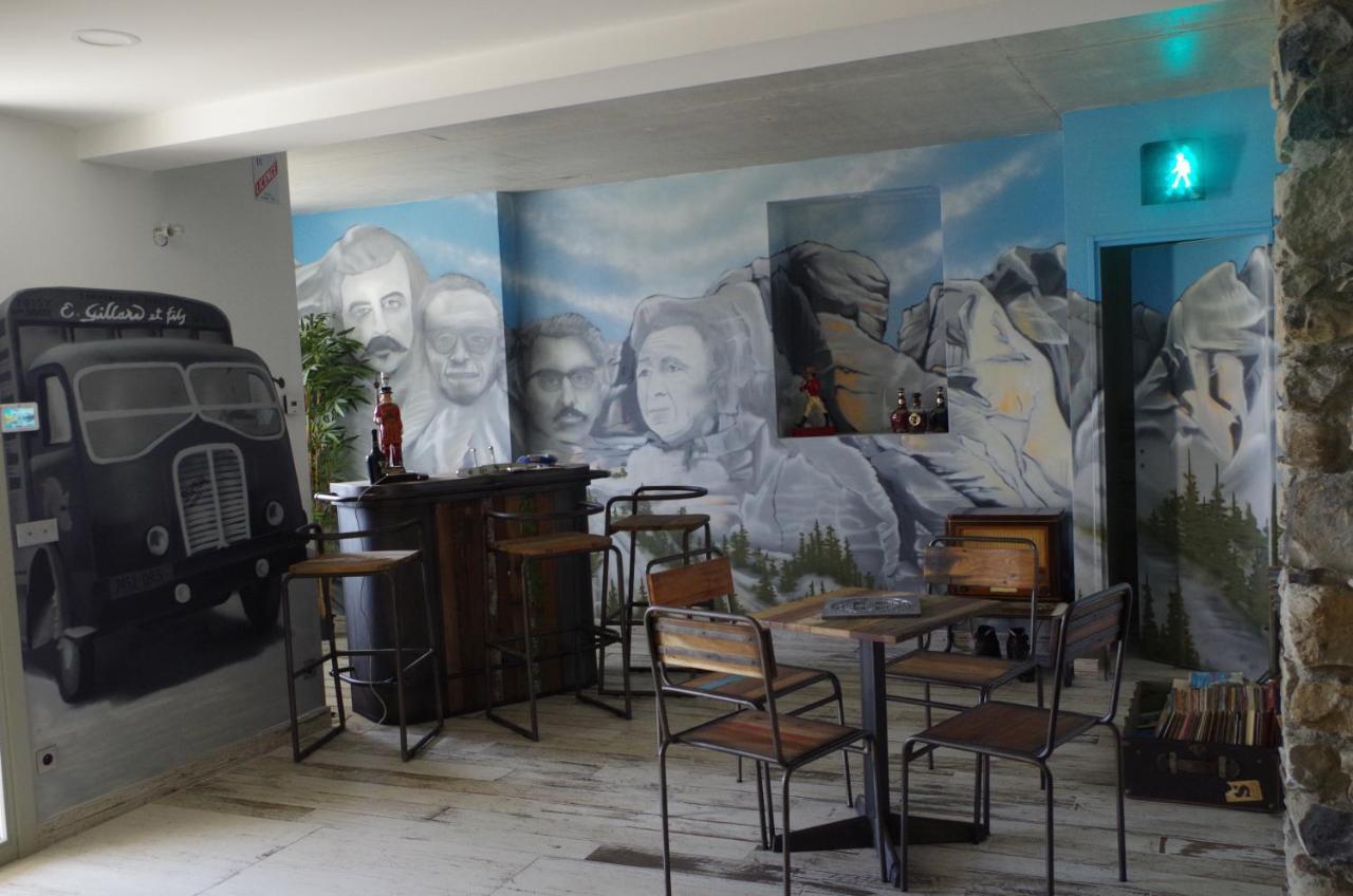 Le Paon Bleu Annecy Poisy Bed & Breakfast Екстериор снимка
