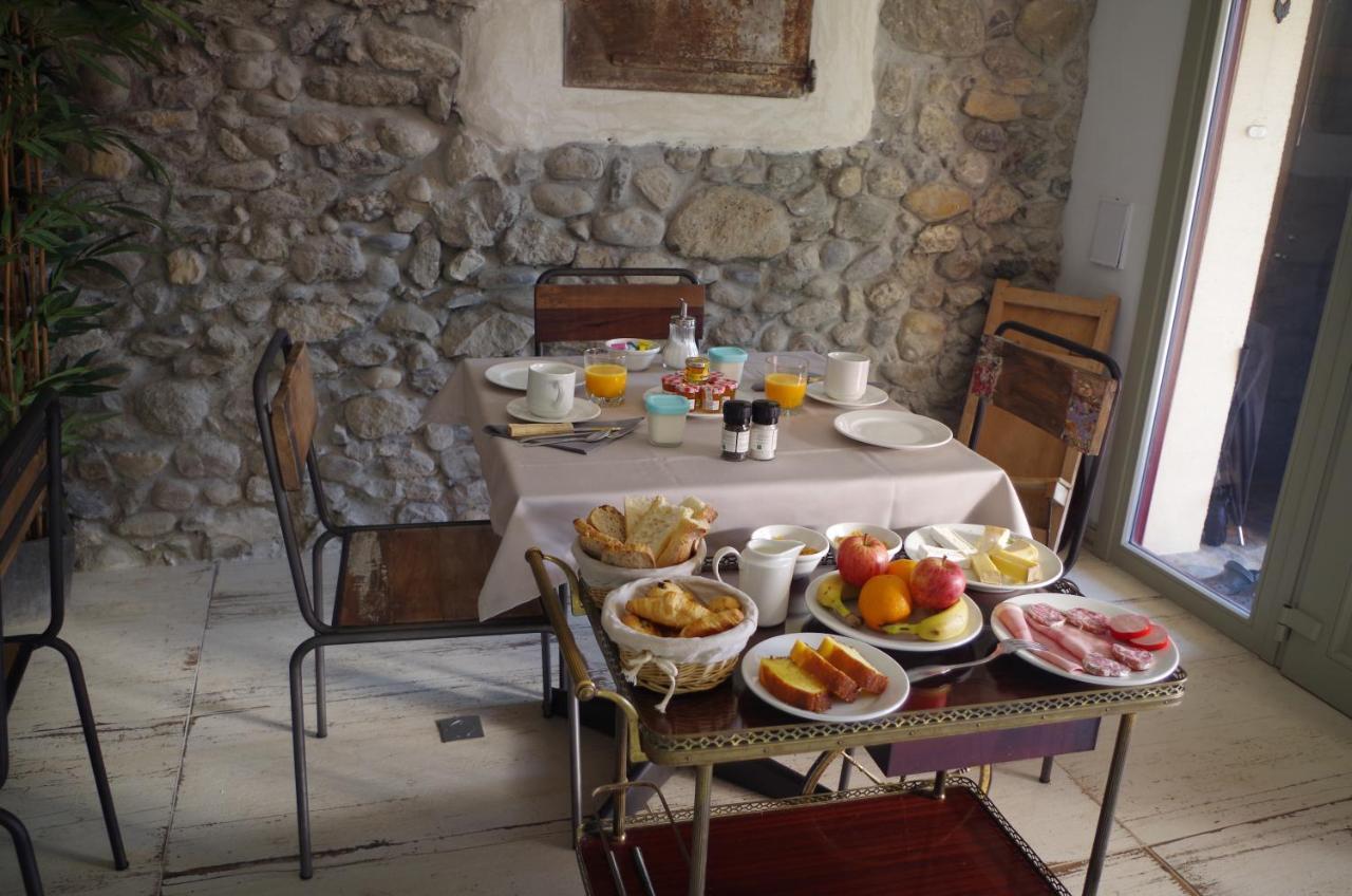 Le Paon Bleu Annecy Poisy Bed & Breakfast Екстериор снимка