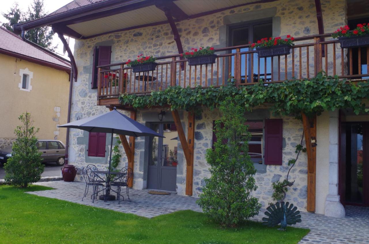 Le Paon Bleu Annecy Poisy Bed & Breakfast Екстериор снимка