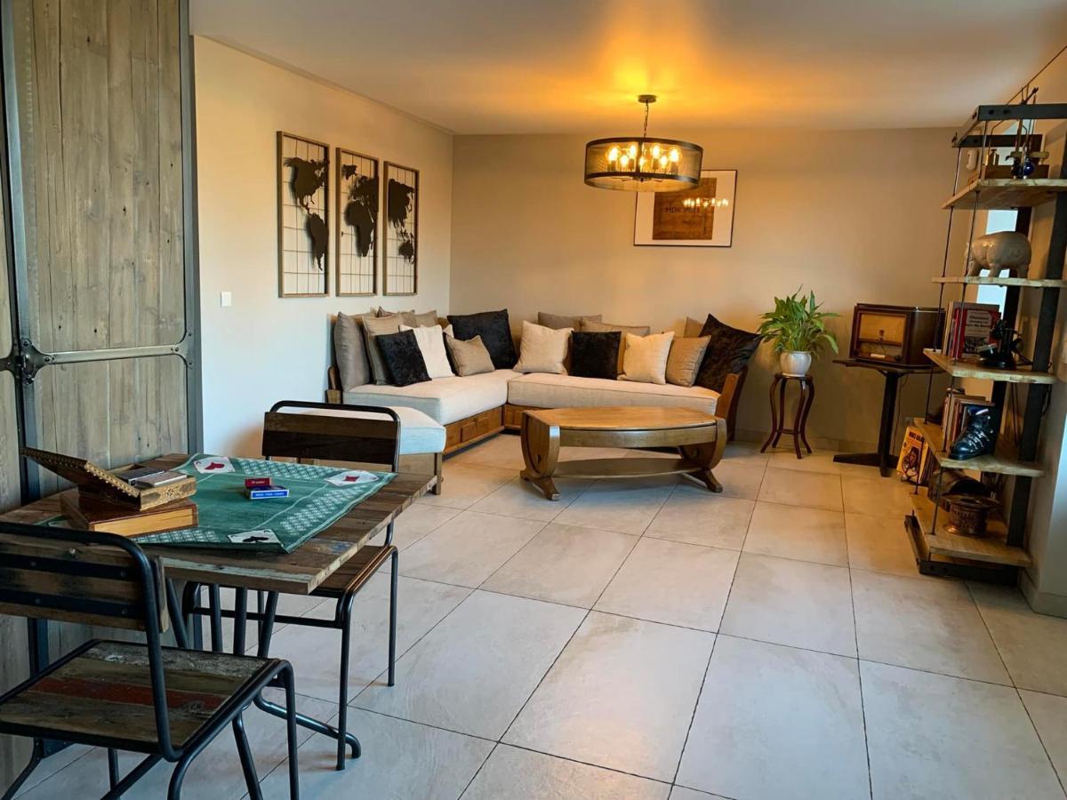 Le Paon Bleu Annecy Poisy Bed & Breakfast Екстериор снимка