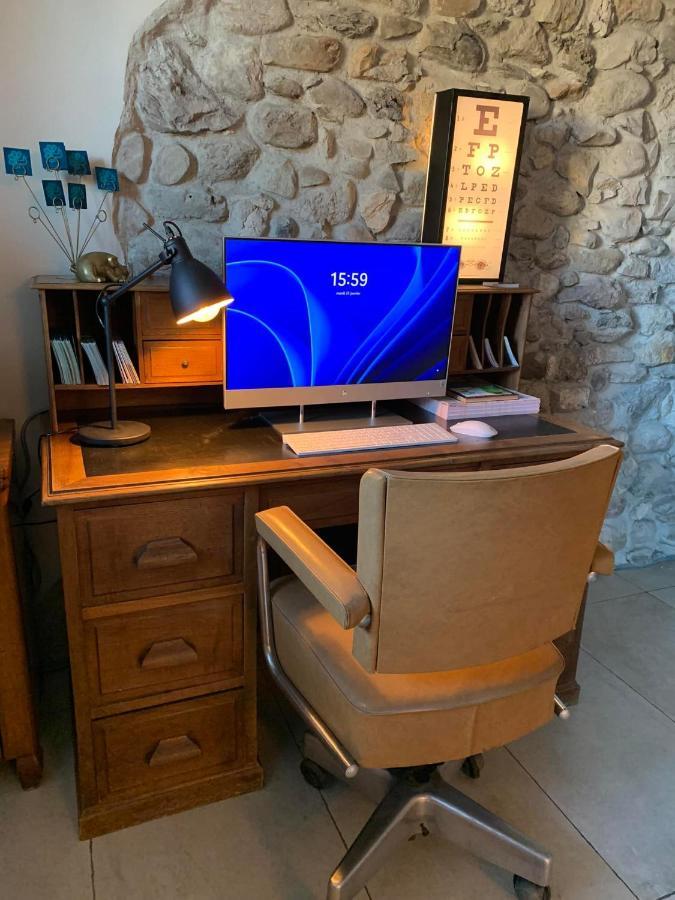 Le Paon Bleu Annecy Poisy Bed & Breakfast Екстериор снимка